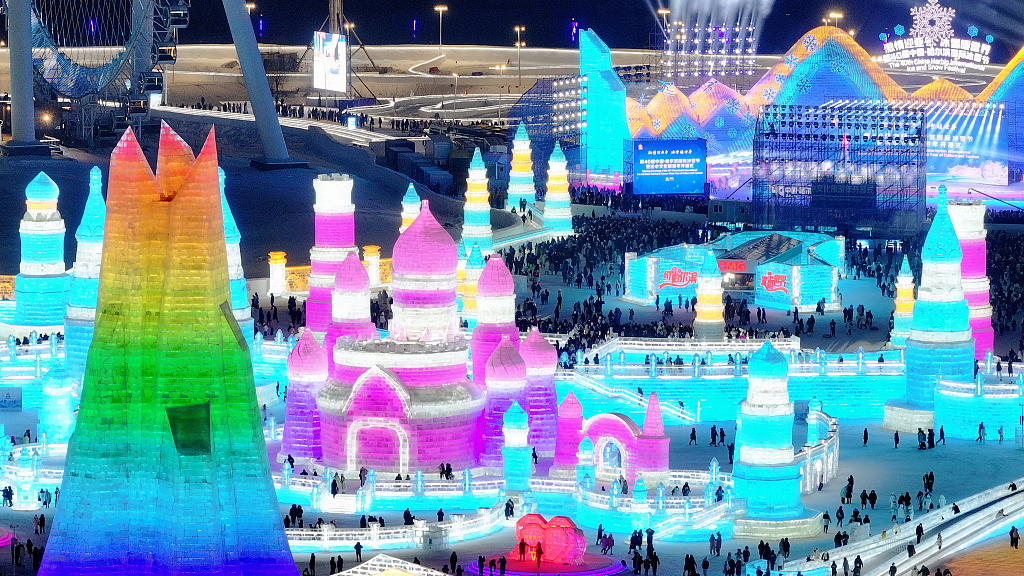 Live: Harbin Ice and Snow World wows visitors with spectacular sculptures – Ep. 4