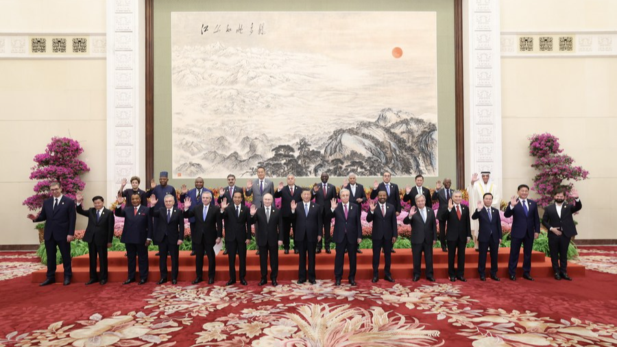 Chinese President Xi Jinping poses for a group photo with distinguished guests attending the third BRF for International Cooperation in Beijing, China, October 18, 2023. /Xinhua