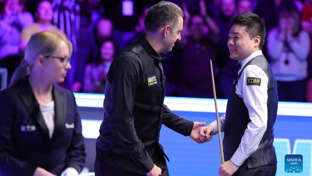 Snooker Masters: Ding scores 147, but O'Sullivan reaches quarterfinals