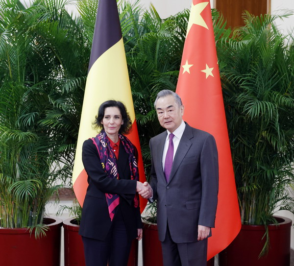 Chinese Foreign Minister Wang Yi (R) shakes hands with Belgian Minister of Foreign Affairs Hadja Lahbib in Beijing, China, January 12, 2024. /Chinese Foreign Ministry
