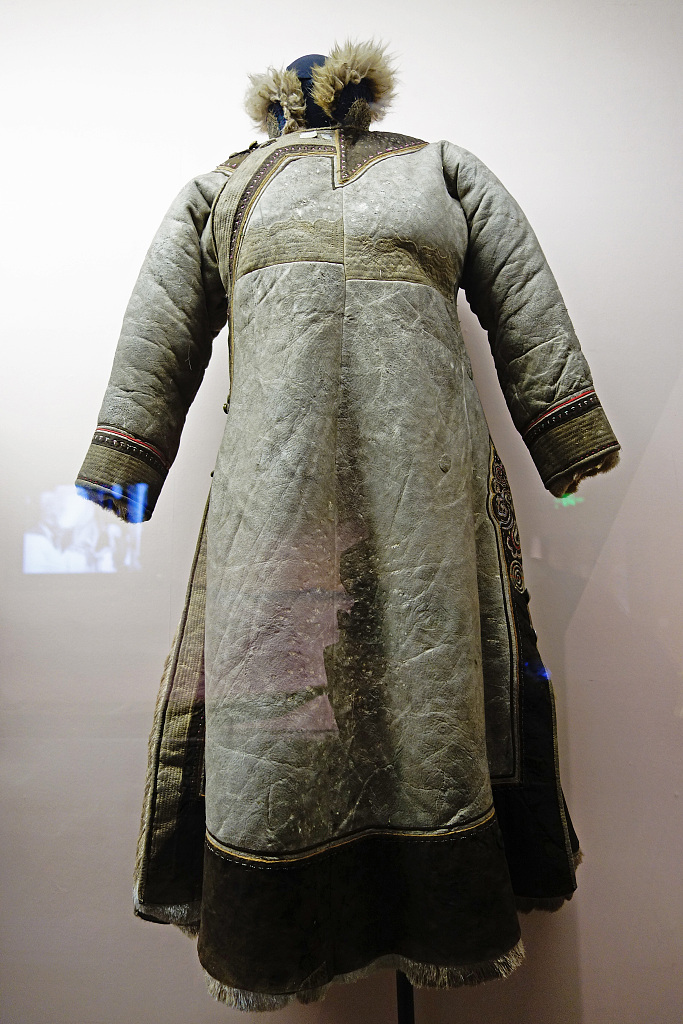 The Oroqen's traditional clothes, made of animal fur, are shown at the Heilongjiang Provincial Museum, Harbin City, northeast Heilongjiang Province, September 28, 2017. /CFP