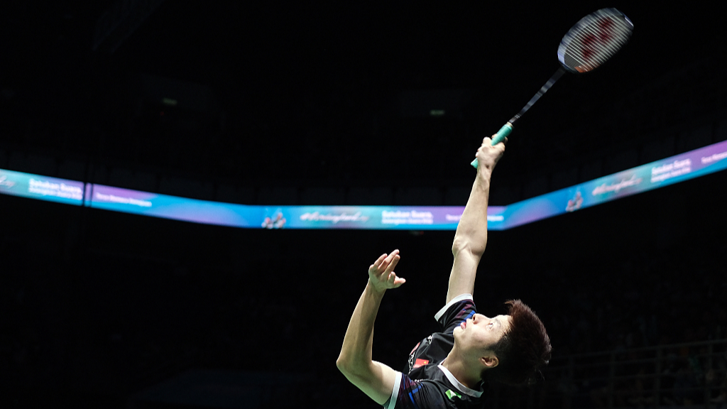 Chinese shuttlers reach three finals at BWF Malaysia Open