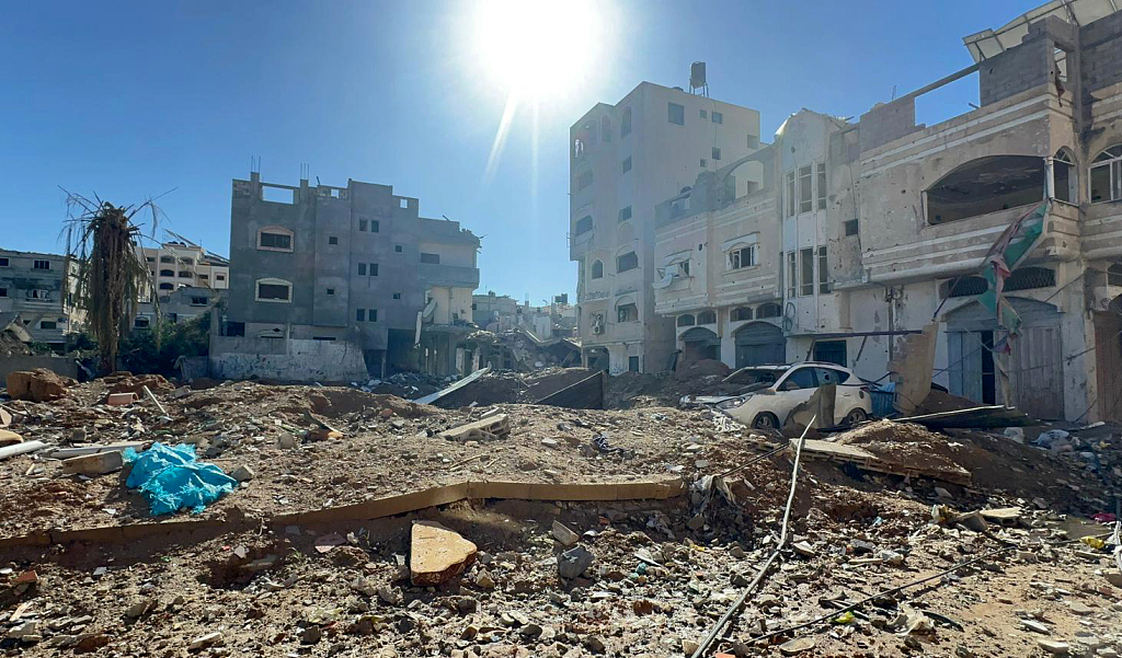 A view of heavily damaged roads, streets and buildings due to Israeli attacks on Al-Nuseirat Refugee Camp, Gaza, January 13, 2024. /CFP