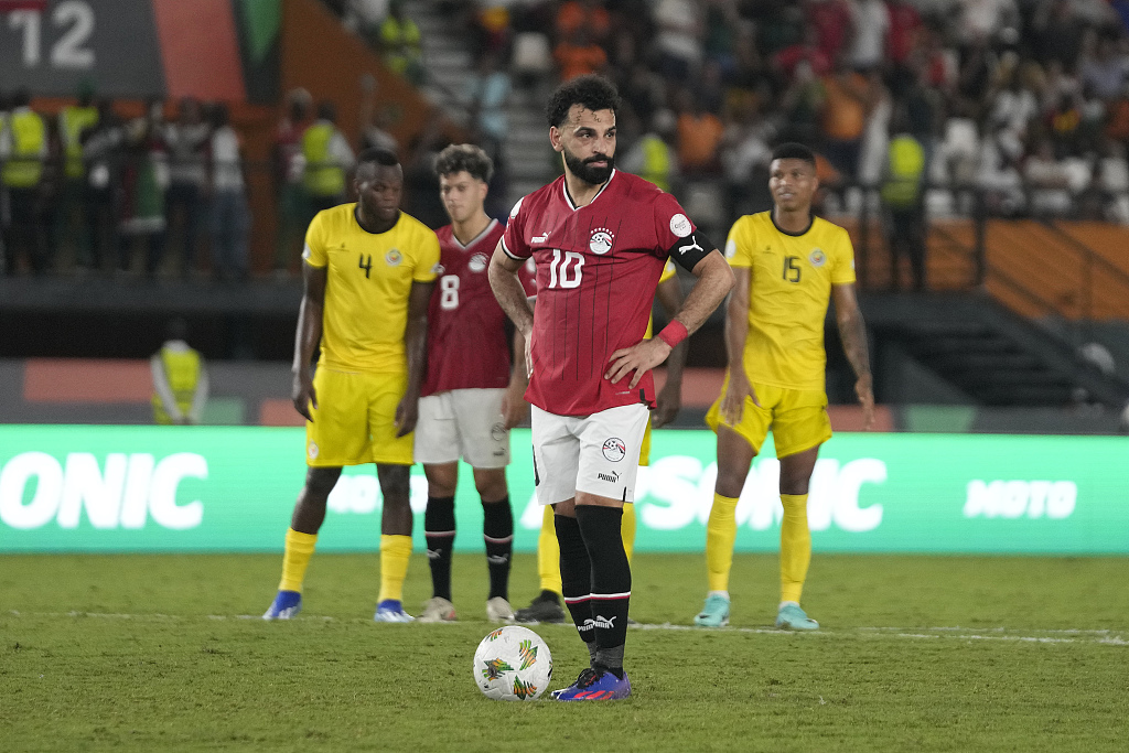 Egypt's Mohamed Salah wait to take a penalty during their African Cup of Nations clash with Mozambique in Abidjan, Cote d'Ivoire, January 14, 2024. /CFP