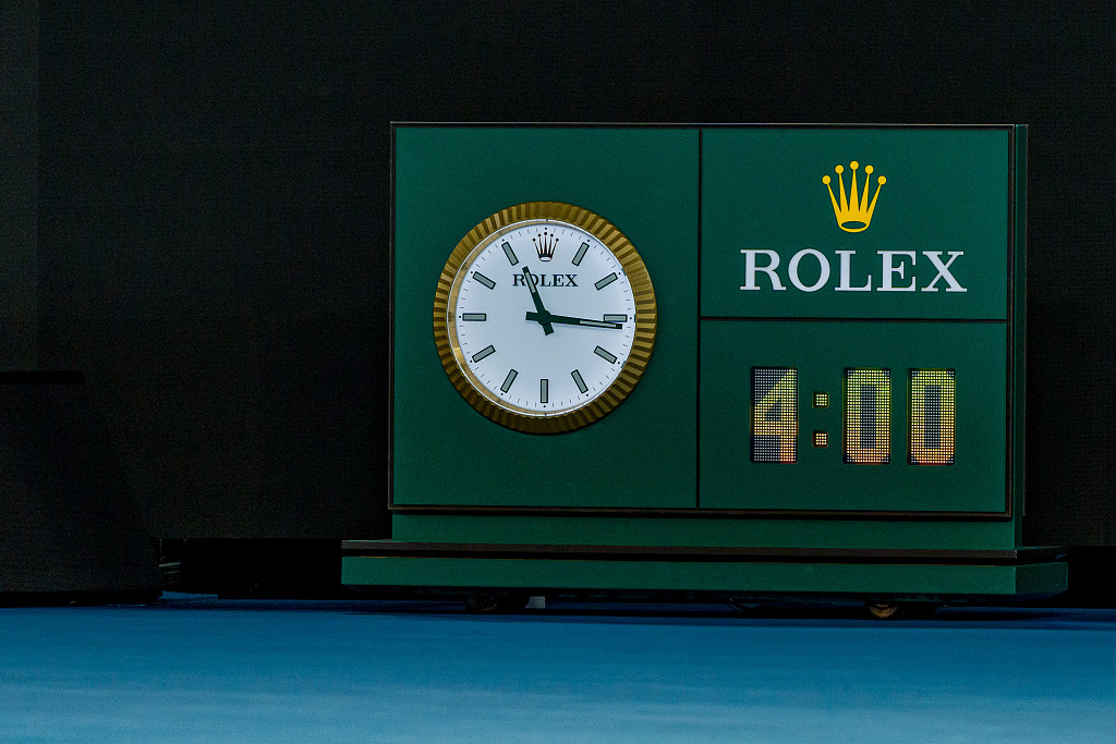 A view of the match duration clock on court that shows match time of four hours during the match between Novak Djokovic of Serbia and Dino Prizmic of Croatia at Australian Open in Melbourne, Australia, January 14, 2024. /CFP