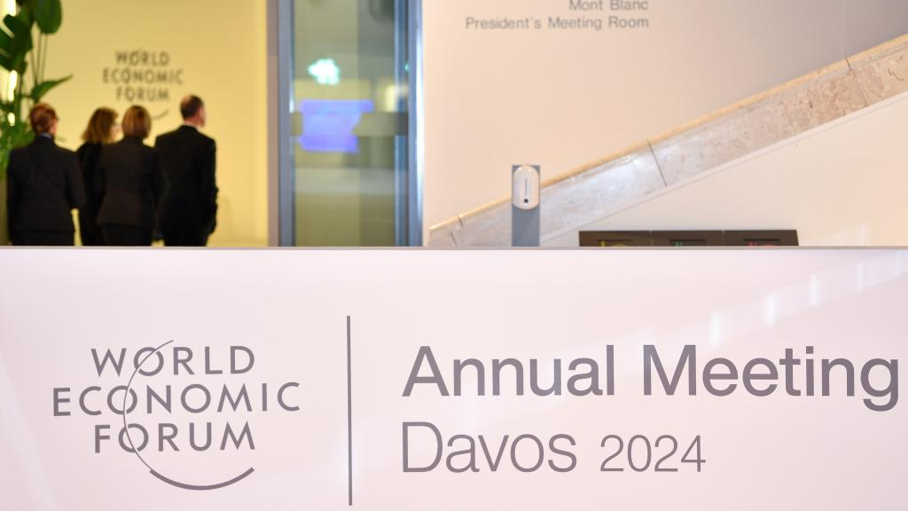 People walk at the Congress Center for the World Economic Forum (WEF) Annual Meeting 2024 in Davos, Switzerland, January 14, 2024. /Xinhua