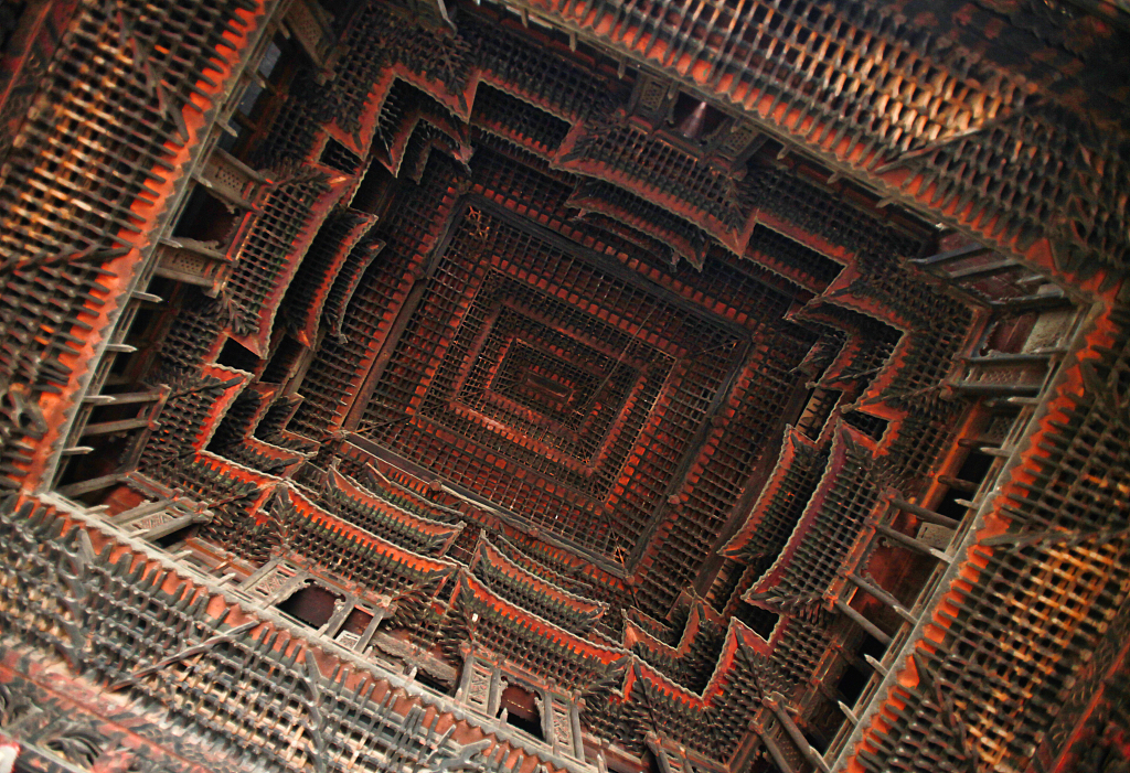 A file photo shows the exquisite roof of Gongshutang in Xi'an, Shaanxi Province, China. /CFP