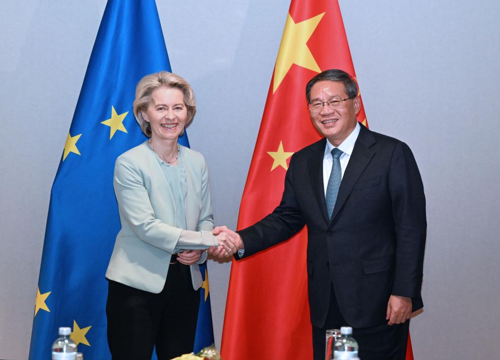 Chinese Premier Li Qiang meets with European Commission President Ursula von der Leyen on the sidelines of the World Economic Forum Annual Meeting 2024 in Davos, Switzerland, January 16, 2024. /Xinhua