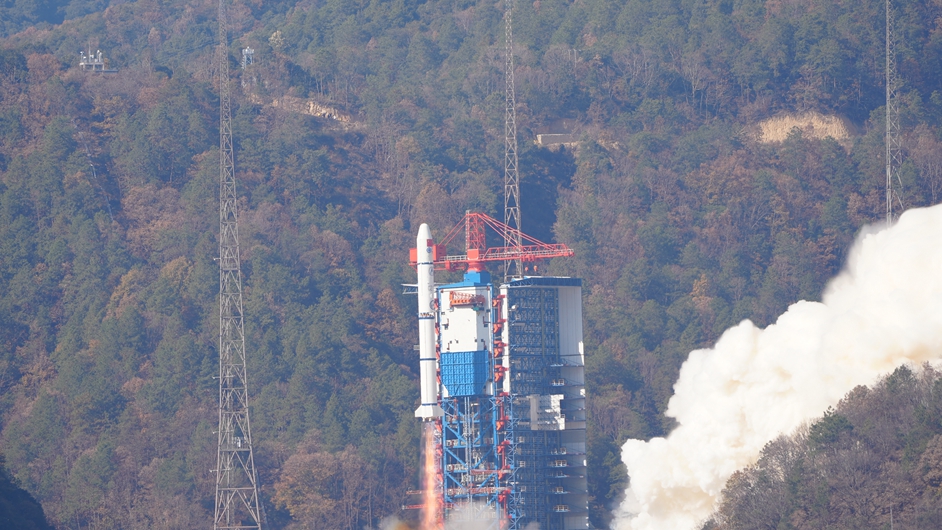 The Long March-2C carrier rocket blasts off from the Xichang Satellite Launch Center in southwest China, January 9, 2024. /Xichang Satellite Launch Center