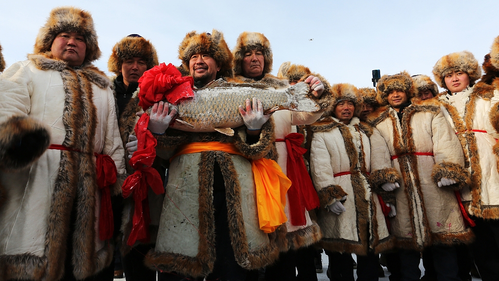 Live: Winter fishing harvest on Ulungur Lake opens in northwest China's Xinjiang