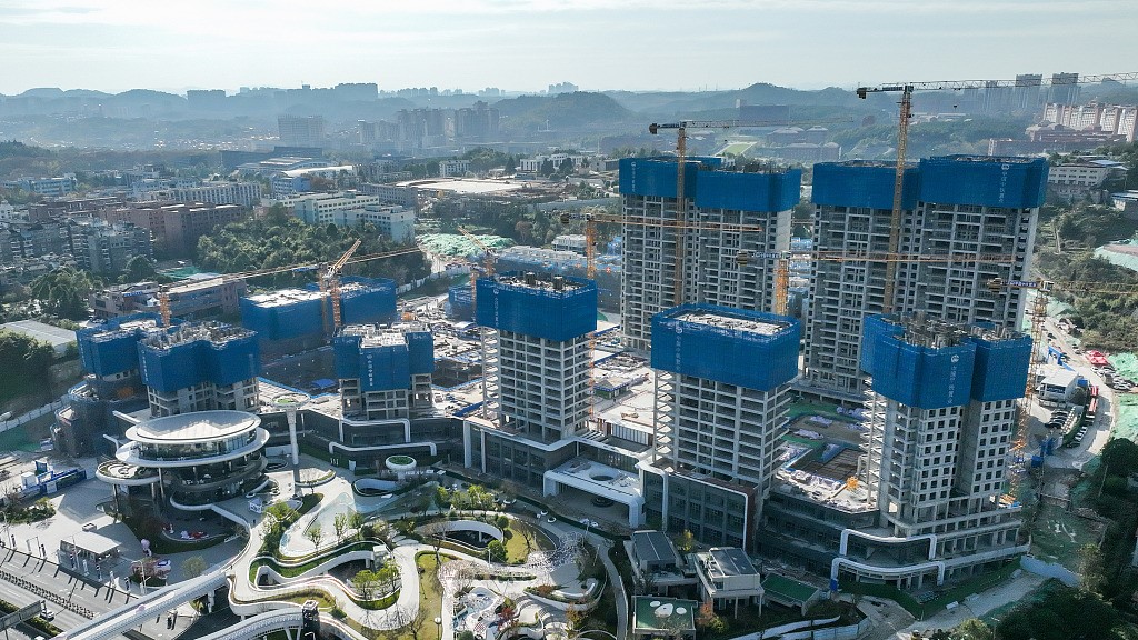 Buildings under construction in southwestern China's Guizhou Province, December 7, 2023. /CFP