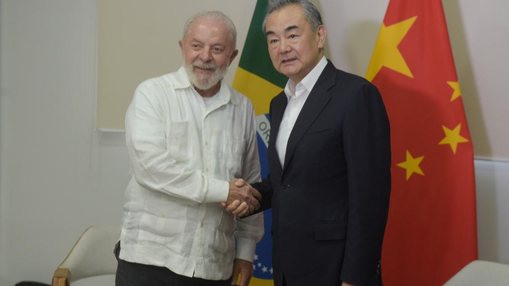 Brazilian President Luiz Inacio Lula da Silva meets with visiting Chinese Foreign Minister Wang Yi, also a member of the Political Bureau of the Communist Party of China Central Committee, in Fortaleza, Brazil, January 19, 2024. /Xinhua
