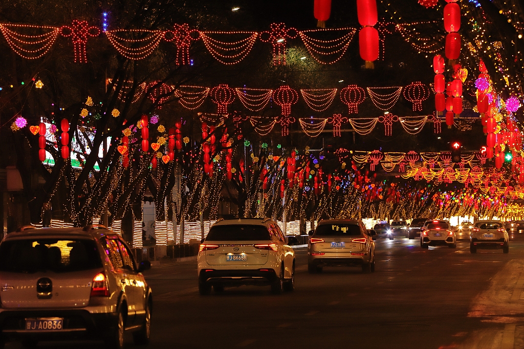 A photo taken on January 21, 2024 shows festive decorations on a street in Dingxi, Gansu Province, China. /CFP