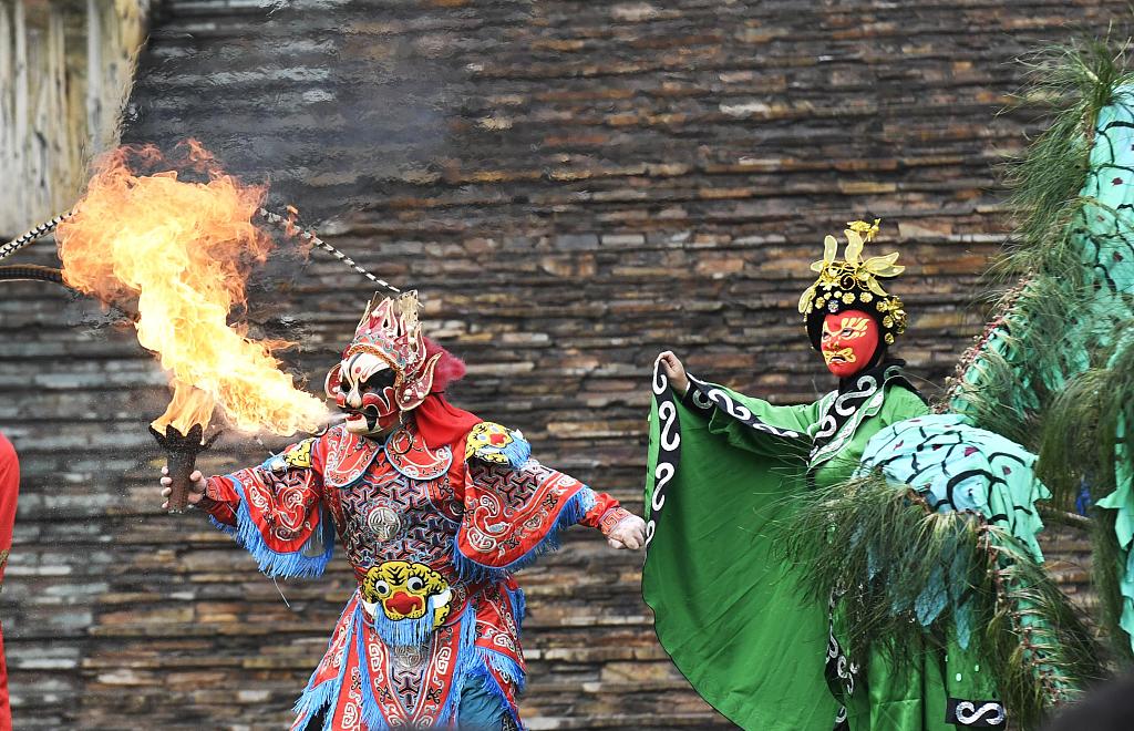A file photo shows Qiang people celebrating Qiang New Year in Maoxian County, Sichuan Province. /CFP