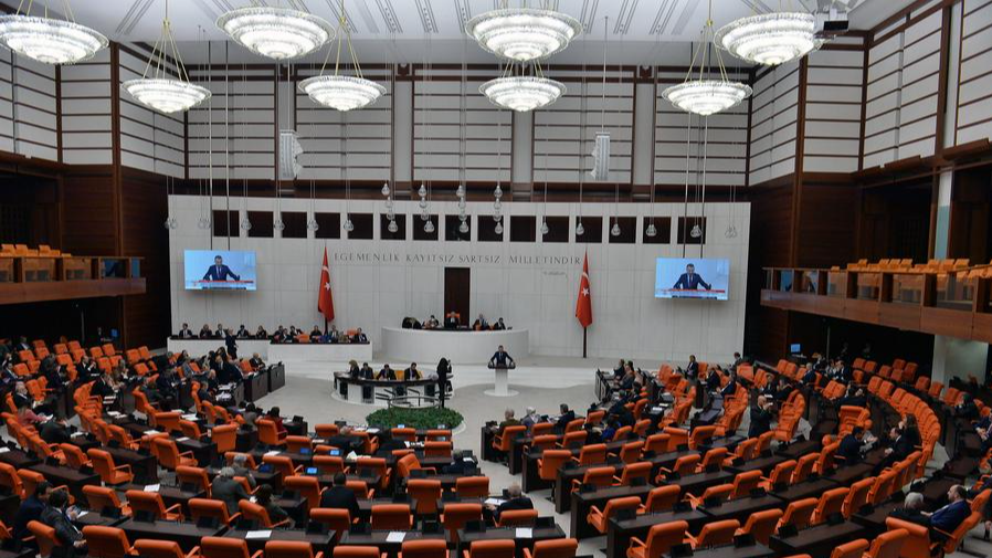 Turkish lawmakers attend a vote on Sweden's NATO bid at the Grand National Assembly in Ankara, Türkiye, on January 23, 2024. /Xinhua