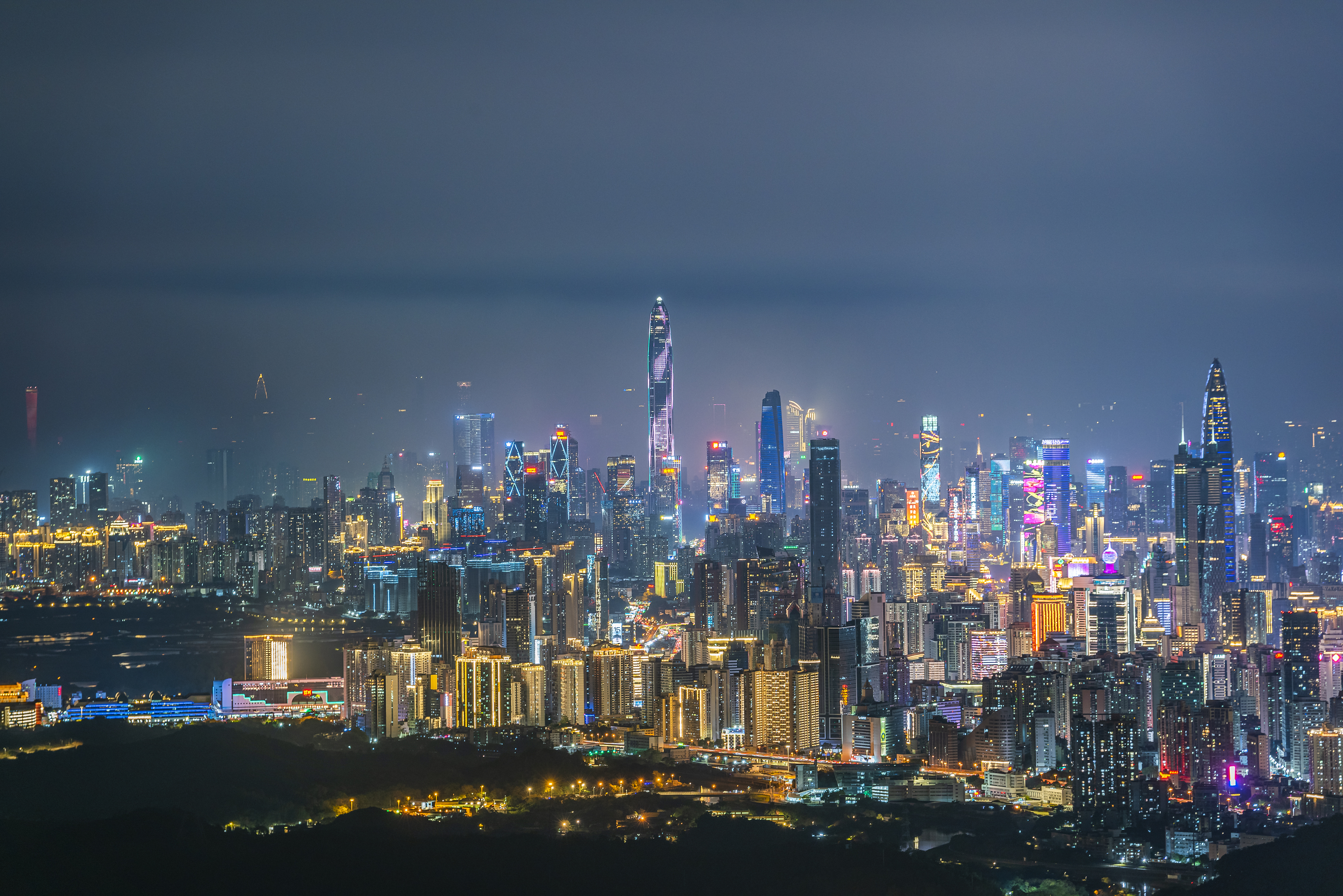 A night view of Futian District, Shenzhen, south China's Guangdong Province, December 30, 2023. /CFP