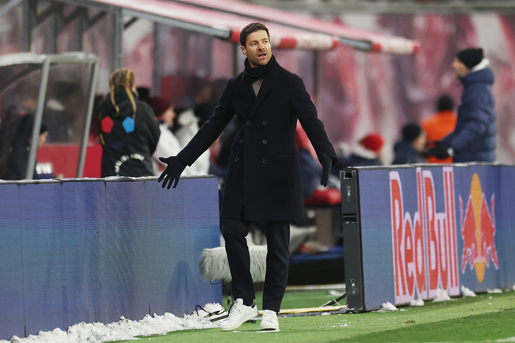 Xabi Alonso, manager of Bayer Leverkusen, looks on during the Bundesliga game against RB Leipzig at Red Bull Arena in Leipzig, Germany, January 20, 2024. /CFP