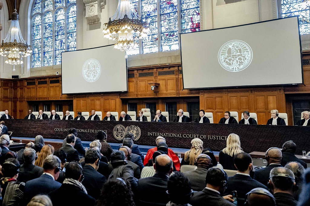 International Court of Justice (ICJ) President Joan Donoghue (C) speaks at the ICJ prior to the verdict announcement in the genocide case against Israel, brought by South Africa, in The Hague, January 26, 2024. /CFP