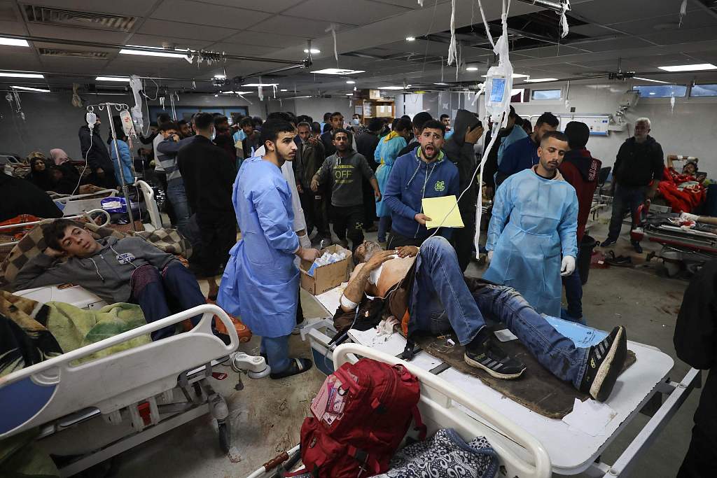 Injured people receive treatment in Gaza City's Al-Shifa hospital, following an Israeli strike, January 25, 2024. /CFP