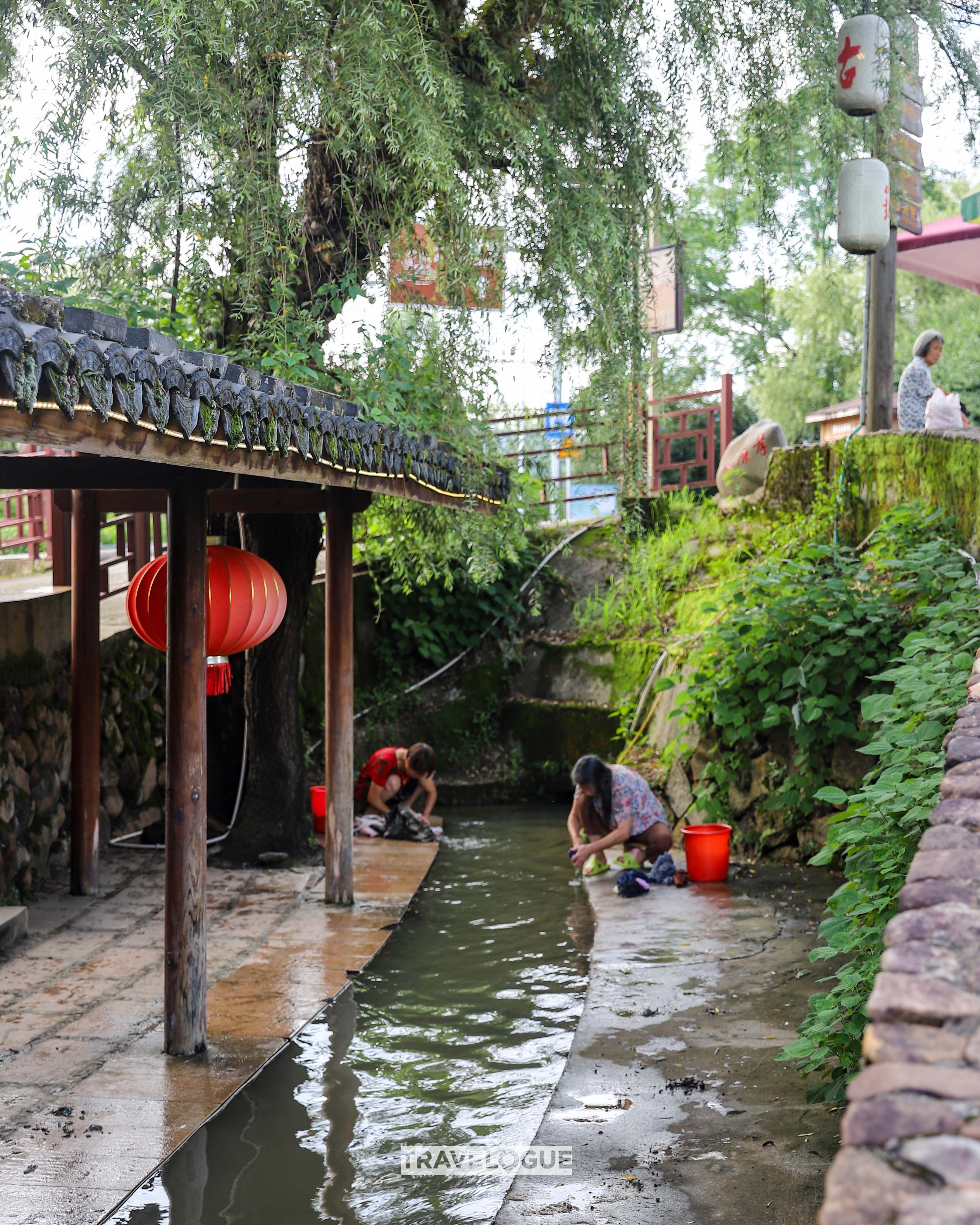 A view of the Xingxian Street Canal in Wufu Ancient Town, Fujian Province. /CGTN