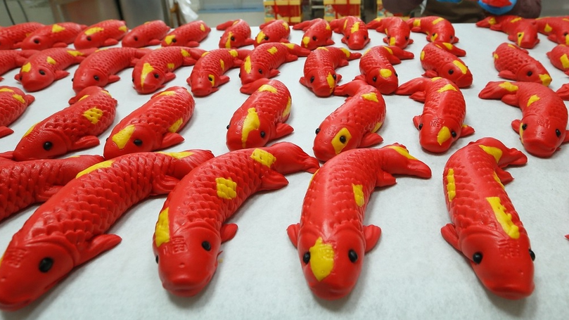 Lucky fish flower buns in Qingdao ready for Spring Festival plates