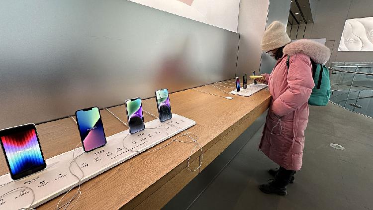 Apple iPhone target is $6b less than expectations as China sales lag