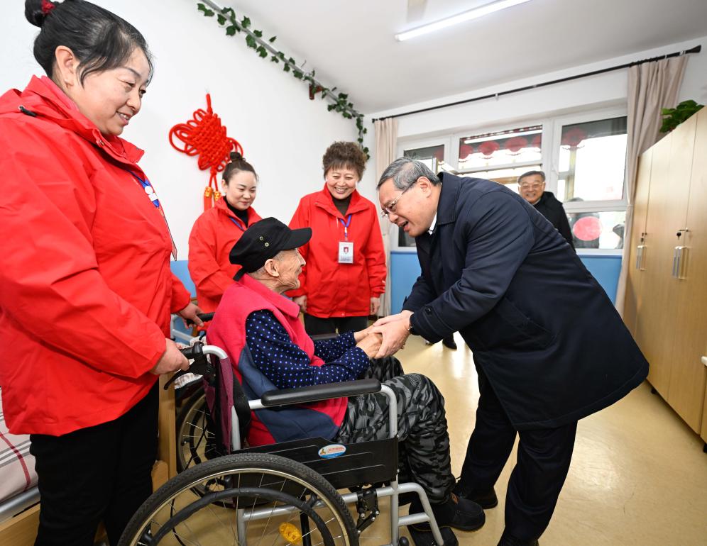 Chinese Premier Li Qiang, also a member of the Standing Committee of the Political Bureau of the Communist Party of China Central Committee, visits a nursing home in Taiyuan, north China's Shanxi Province, February 1, 2024. /Xinhua