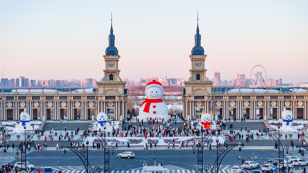 Live: Giant snowman makes annual appearance in northeast China's Harbin – Ep. 27