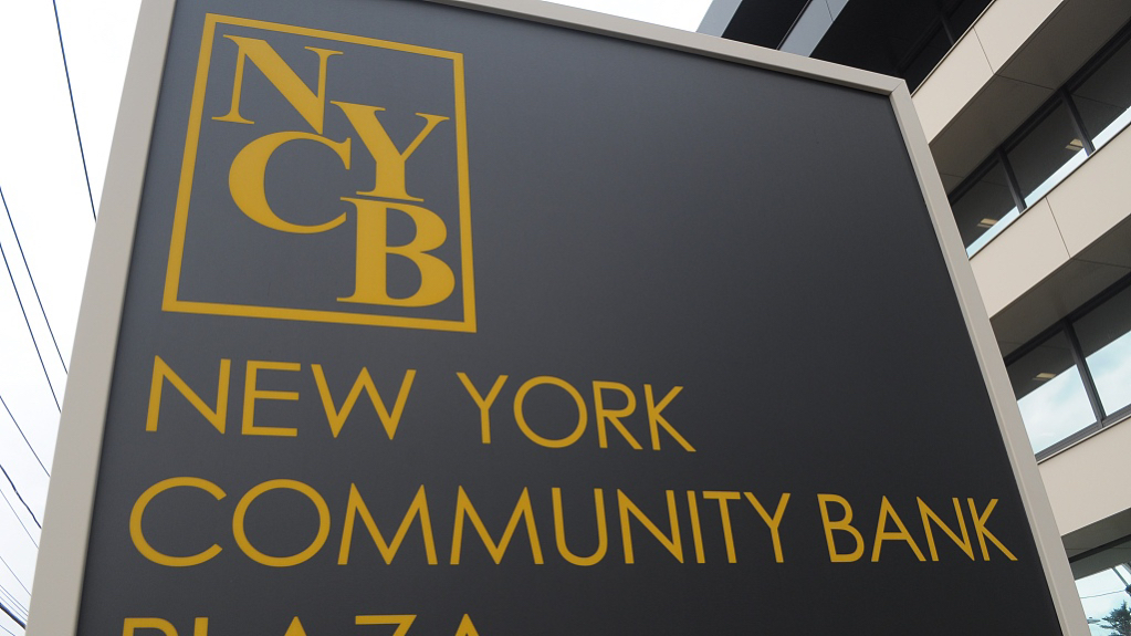 The New York Community Bank logo in New York, U.S., Febuarary 1, 2024. /CFP