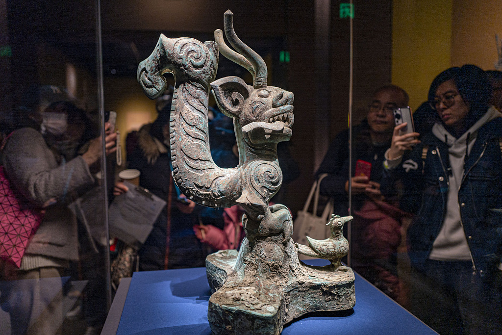 Precious cultural relics are on display as part of the ongoing exhibition of 