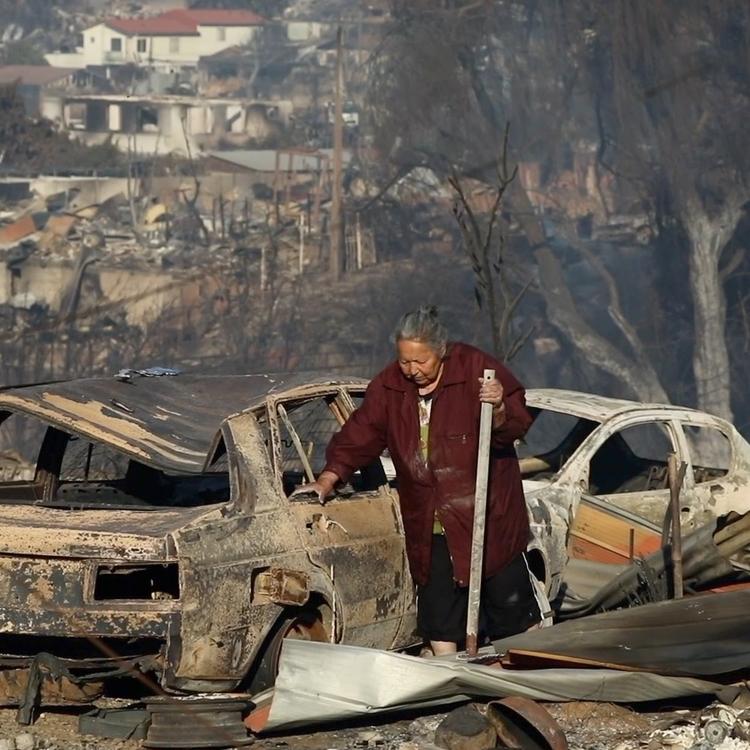 Stringer Dispatch: Forest fires rage on in central Chile - CGTN