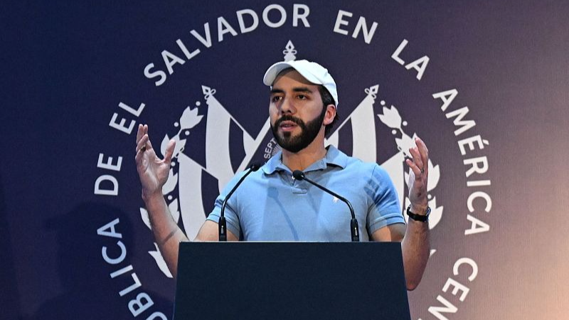 Nayib Bukele delivers a speech after casting his vote in San Salvador, February 4, 2024. /CFP