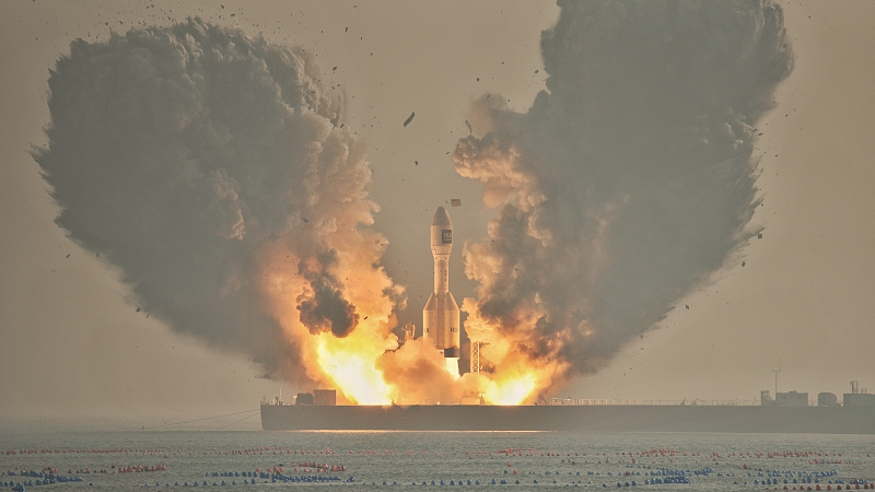The Gravity-1 rocket blasts off from waters off the coast of Haiyang City, east China's Shandong Province, January 11, 2024. /CFP