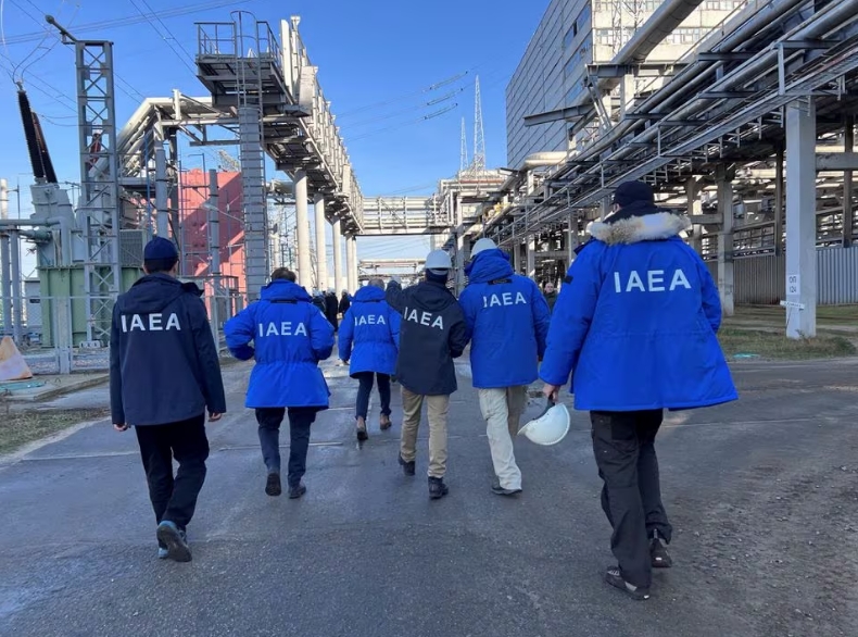 Members of the International Atomic Energy Agency (IAEA) expert mission, led by IAEA Director-General Rafael Grossi, visit Zaporizhzhia Nuclear Power Plant in the course of the Ukraine-Russia conflict outside Enerhodar in the Zaporizhzhia region, Ukraine, February 7, 2024. /Reuters