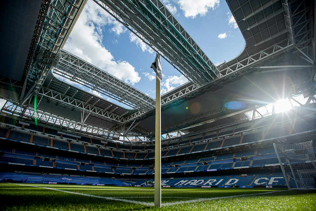 The new roof of the Santiago Bernabeu can be seen at the stadium in Madrid, Spain, May 13, 2023. /CFP