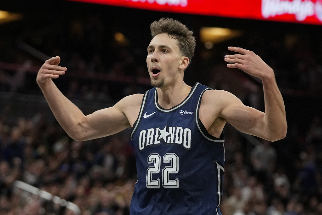 Franz Wagner of the Orlando Magic reacts after making a 3-pointer in the game against the Chicago Bulls at Kia Center in Orlando, Florida, February 10, 2024. /CFP