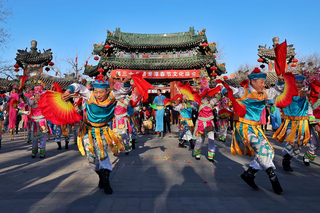 Folk art performances are held at the temple fair at Longtan Park in the Dongcheng District of Beijing on February 10, 2024, Chinese New Year's Day. /CFP