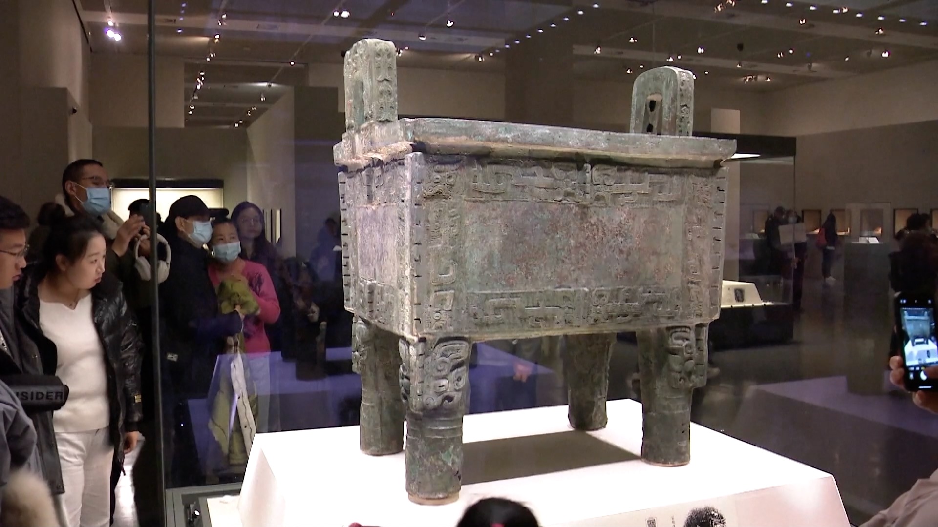 Houmuwu square cauldron on display at the National Museum of China. / CGTN