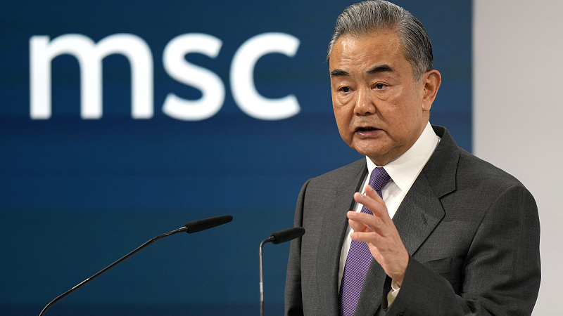 Chinese Foreign Minister Wang Yi delivers a speech at the Munich Security Conference at the Bayerischer Hof Hotel in Munich, Germany, February 17, 2024. /CFP