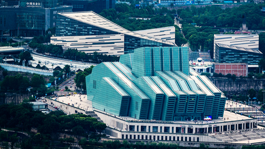 Live: A look at Chongqing Grand Theater, an imaginative 'ship' by the Yangtze River - Ep.9