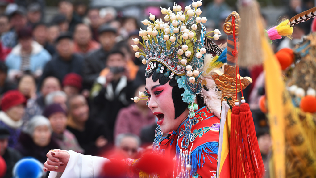 A photo taken on February 17, 2024 shows a traditional Chinese opera performance taking place at Qinghe Square in Fuyang City, Anhui Province, China. /CFP