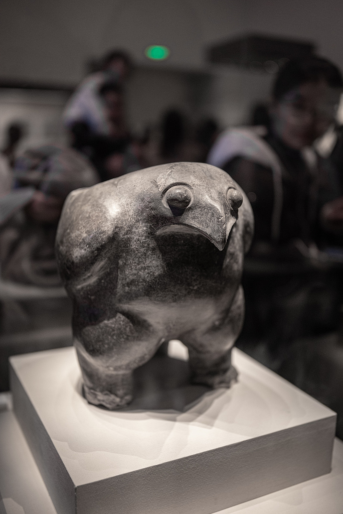 The eagle-shaped pottery ding is on display at the National Museum of China in Beijing on February 14, 2024. /CFP