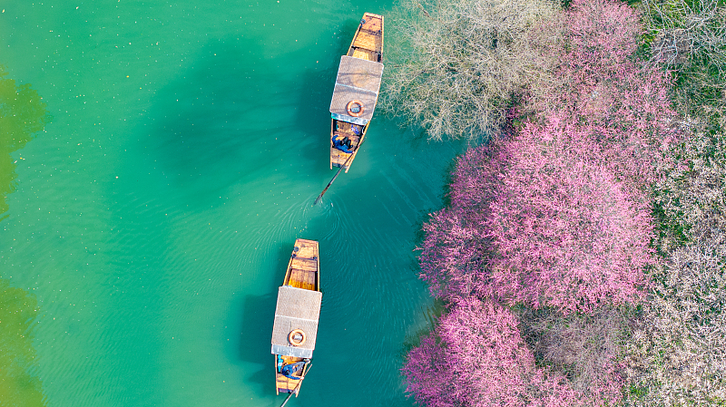 Boats float on the lake at the Xixi National Wetland Park in Hangzhou City, Zhejiang Province, February 18, 2024. /CFP