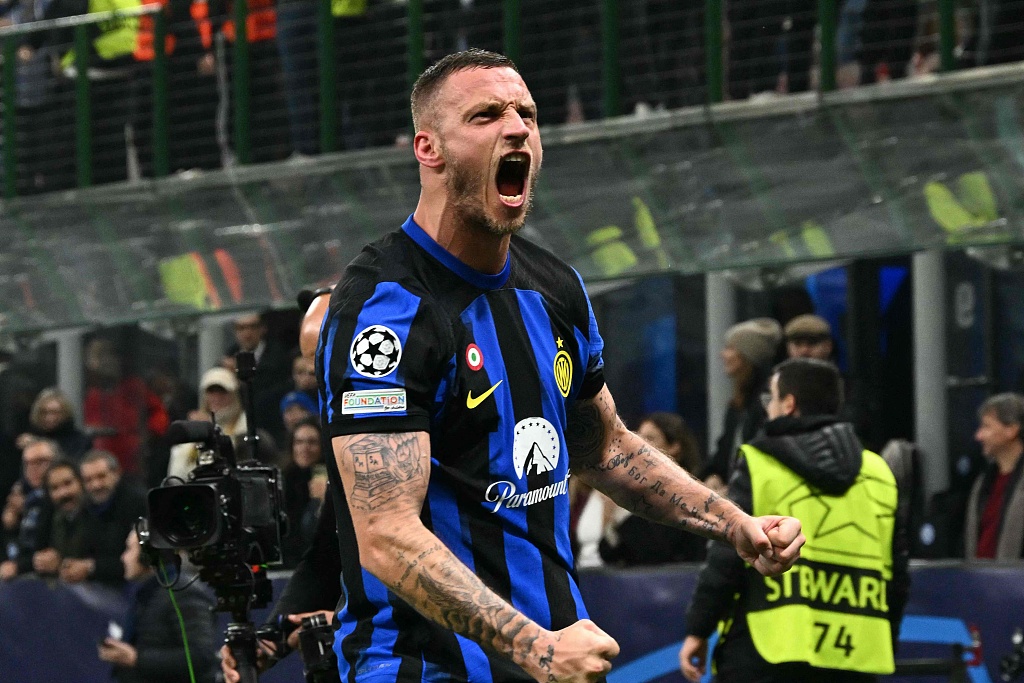 Marko Arnautovic of Inter Milan celebrates after scoring a goal in the first-leg game of the UEFA Champions League Round of 16 against Atletico Madrid at Stadio Giuseppe Meazza in Milan, Italy, February 20, 2024. /CFP