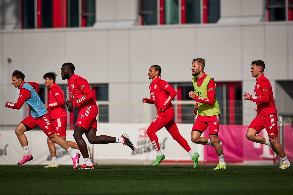 Players of Bayern Munich attend a training session at Saebener Strasse in Munich, Germany, February 21, 2024. /CFP
