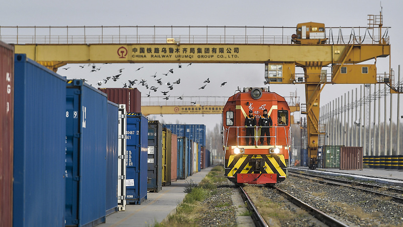 A China-Europe train pulls into the Horgos Railway Port in northwest China's Xinjiang Uygur Autonomous Region, November 8, 2023 /CFP