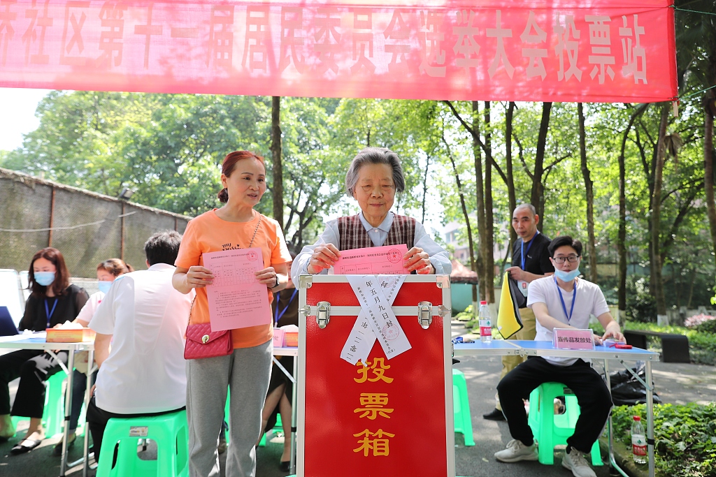 A polling station at a local community in southwest China's Chongqing Municipality, May 9, 2021. /CFP