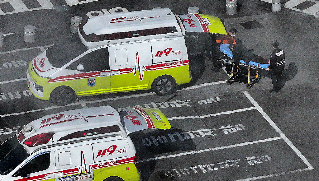 Ambulances carrying patients arrive at a hospital, Daegu, South Korea, February 27, 2024. /CFP