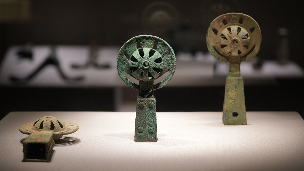 Photo taken on February 29, 2024 shows artifacts on display at a museum in Yinchuan, northwest China's Ningxia. /CFP