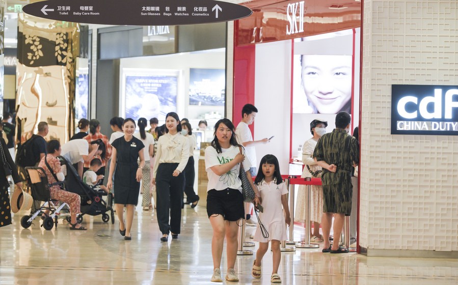 Tourists shop at a duty-free shopping complex in Haikou, south China's Hainan Province, July 12, 2023. /Xinhua